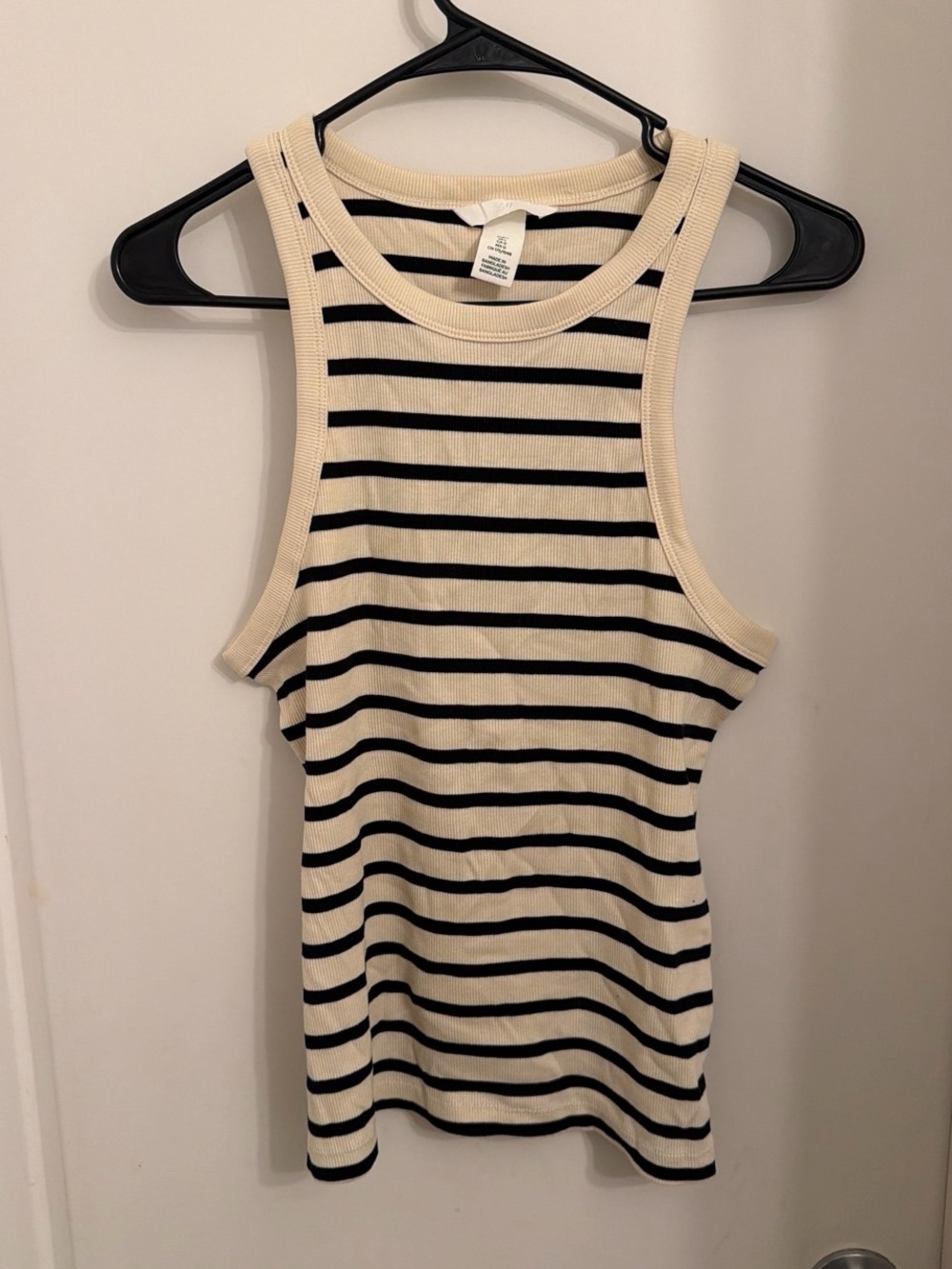 Universal Thread Olive Ribbed Tank - Picture 4 of 8